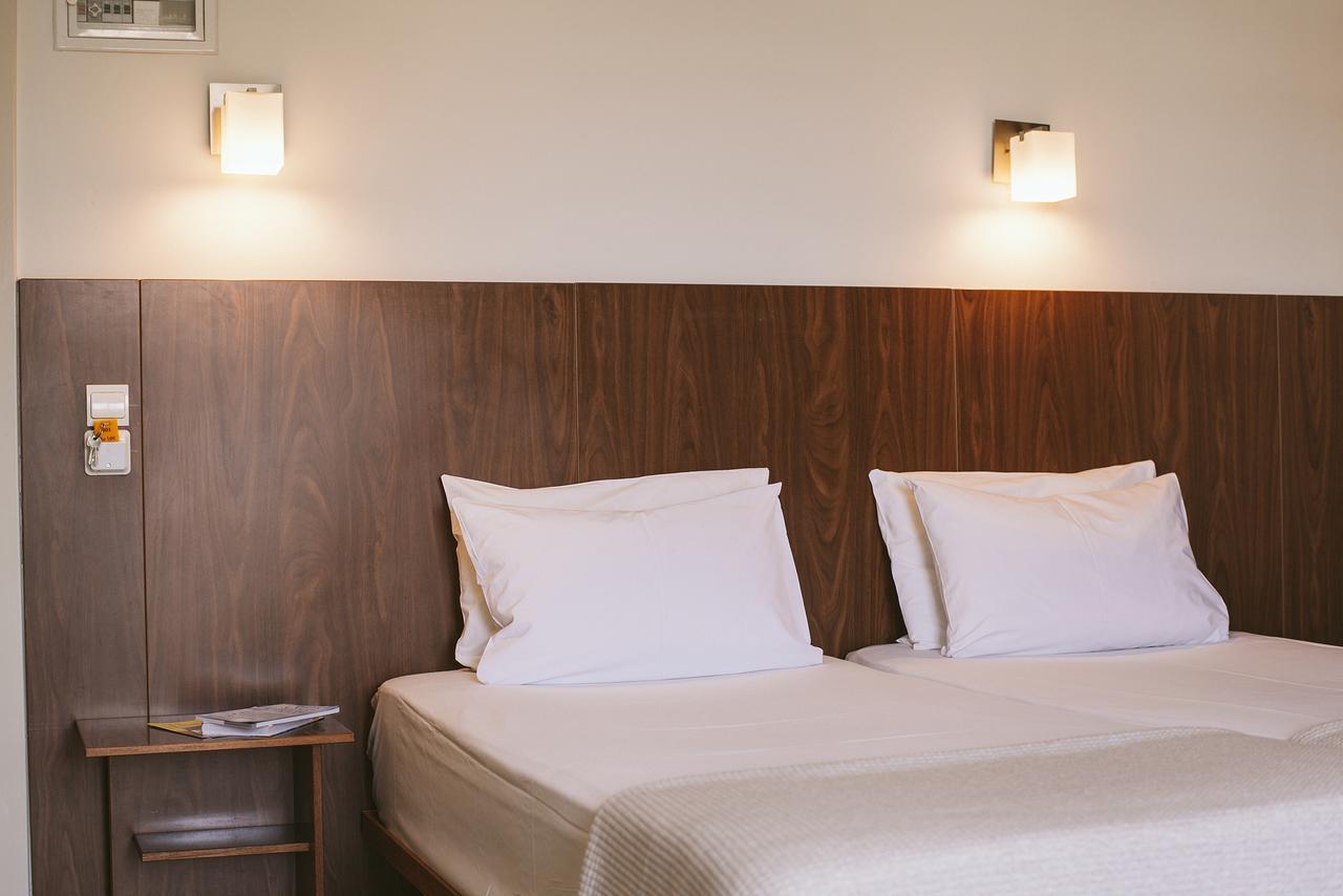 Du Hotel 2*